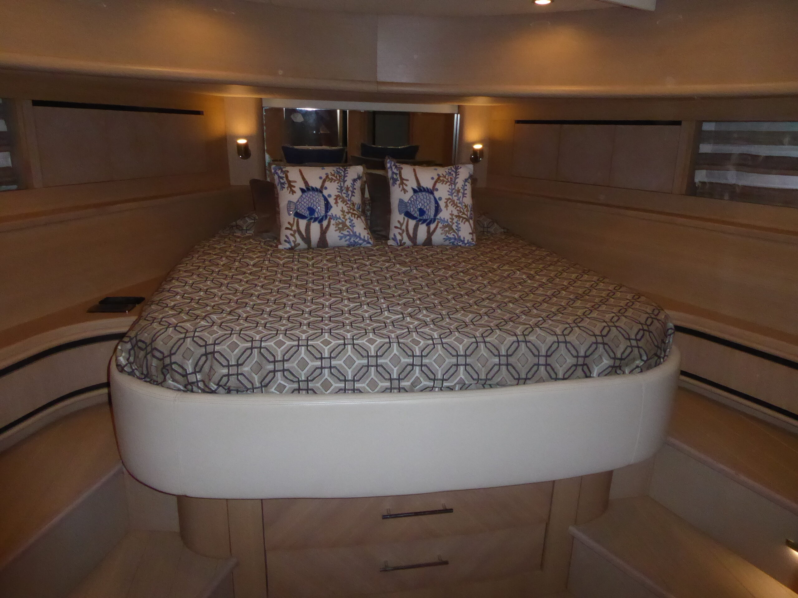 Cayman 58 "Boot"