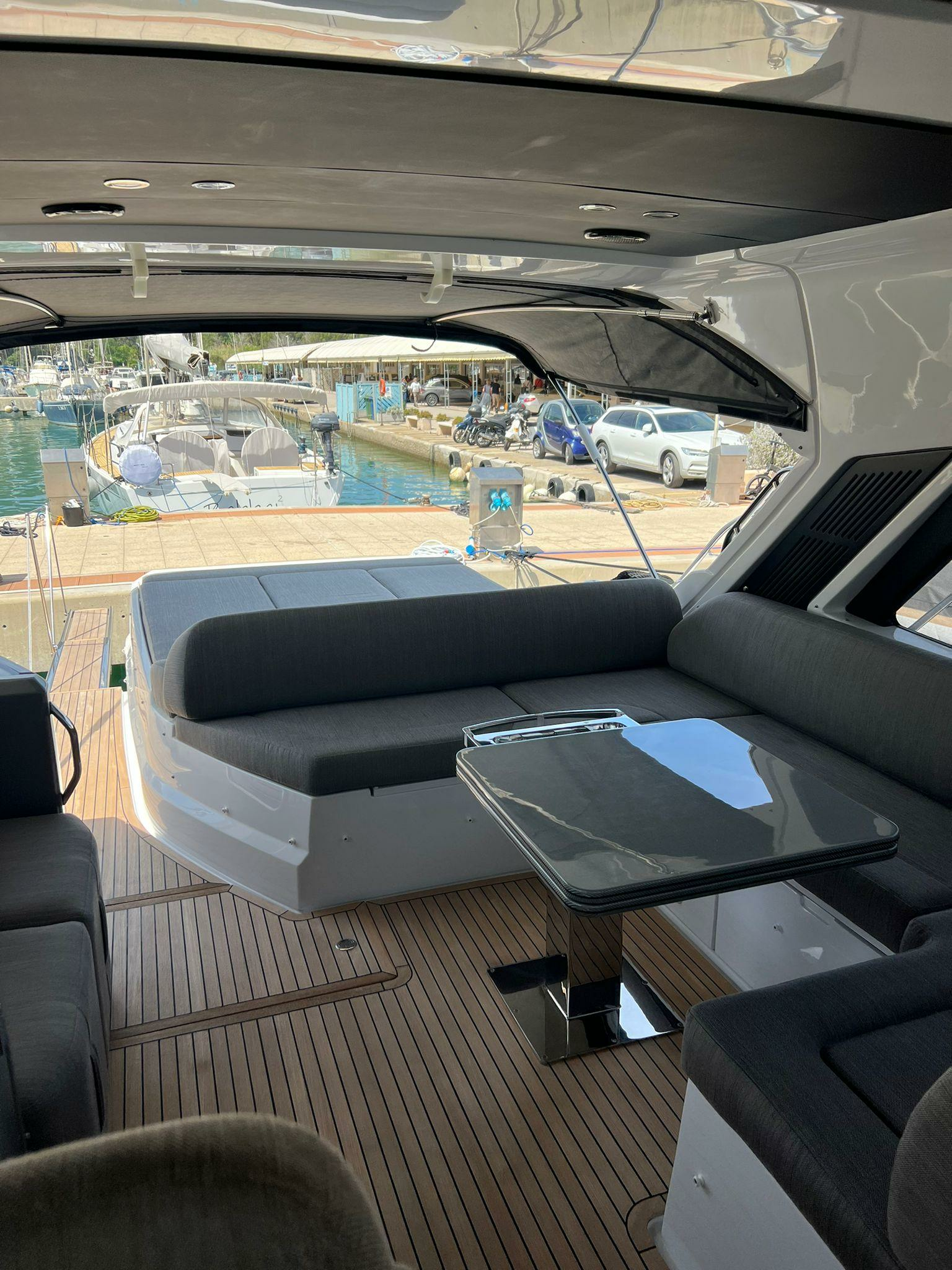 Azimut Atlantis 51